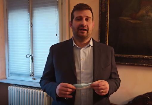 Abbandono mascherine, l’appello del sindaco di Borgosesia Paolo Tiramani