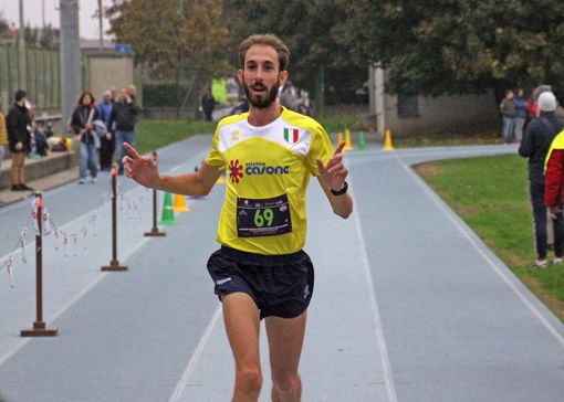 Francesco Carrera primo alla StraMagenta