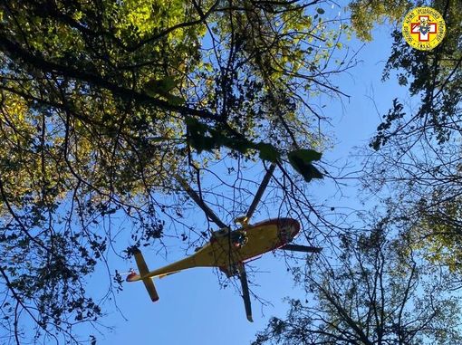 Serravalle Sesia, 75enne cercatore di funghi in difficoltà recuperato dal Soccorso Alpino