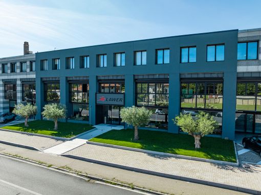 Cossato, Lawer: dall'industria tessile all'innovazione alimentare. Un viaggio di crescita e progresso.