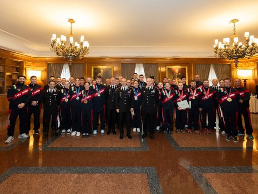 Incontro del Comandante Generale, Gen. C.A. Salvatore Luongo, con gli atleti dell’Arma medagliati Incontro del Comandante Generale, Gen. C.A. Salvatore Luongo, con gli atleti dell’Arma medagliati