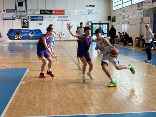 L’Under 15 di Valsesia Basket regge tre quarti, poi Teens Basket Biella allunga nel finale L’Under 15 di Valsesia Basket regge tre quarti, poi Teens Basket Biella allunga nel finale