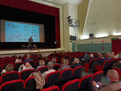 A Valdilana presentati i nuovi bandi 2026 della Fondazione CRB (foto dalla pagina Facebook del comune di Valdilana)