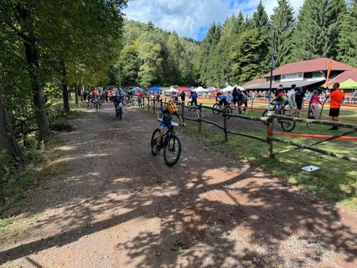 MTB Oasi Zegna: a Caulera riparte la stagione della Scuola Nazionale tra tecnica, natura e divertimento