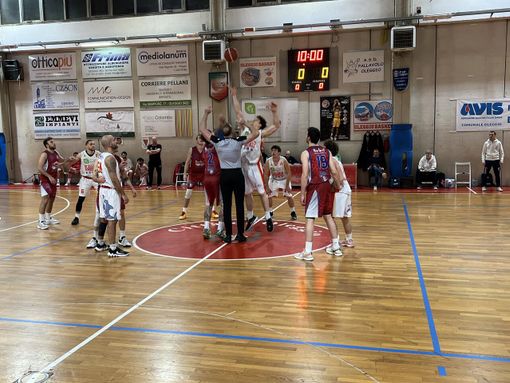 Barberi Valsesia Basket in trasferta a Oleggio: amara sconfitta per gli Eagles. Barberi Valsesia Basket in trasferta a Oleggio: amara sconfitta per gli Eagles.