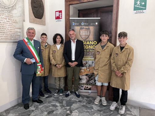 Anche la Scuola Barolo all’incontro con il ministro Garavaglia Anche la Scuola Barolo all’incontro con il ministro Garavaglia