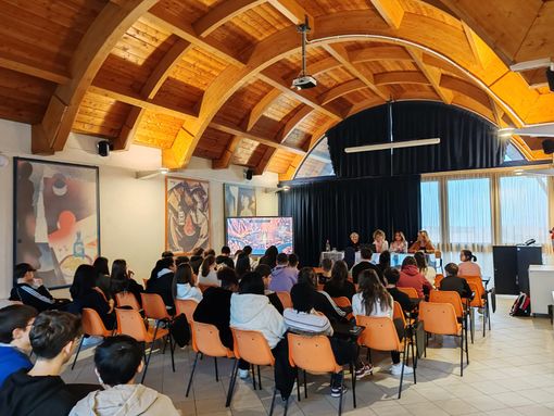 A Gattinara la festa della Donna: la conferenza all’Istituto Pastore.