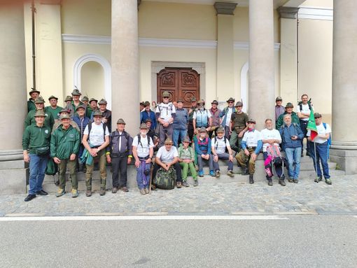 Ultima tappa del cammino degli Alpini valsesiani verso l’Adunata nazionale. Ultima tappa del cammino degli Alpini valsesiani verso l’Adunata nazionale.