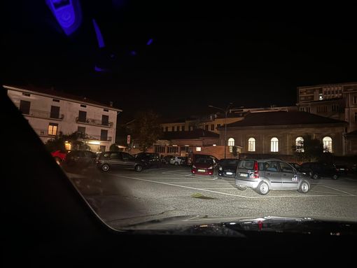 Troppe zone della città di Borgosesia al buio Troppe zone della città di Borgosesia al buio