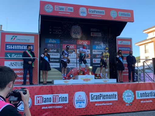 Il podio della Gran Piemonte a Borgosesia Il podio della Gran Piemonte a Borgosesia
