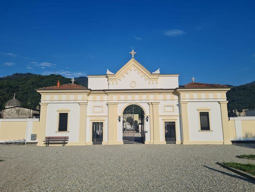 Quarona: Rinnovata la facciata del cimitero Quarona: Rinnovata la facciata del cimitero