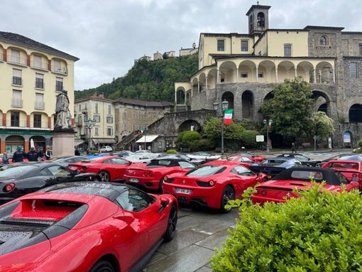 Varallo, due raduni tra Cavallino e Stoccarda: attese Ferrari e Porsche nel 2026 Varallo, due raduni tra Cavallino e Stoccarda: attese Ferrari e Porsche nel 2026