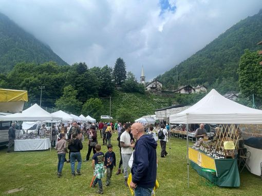 Alagna Valsesia: grande partecipazione alla Fiera delle Pietre Gemelle