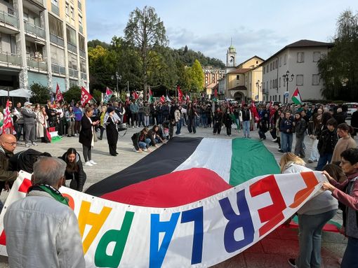 Borgosesia, iniziative di protesta e flash mob pro Gaza - Foto Ermanno Orsi