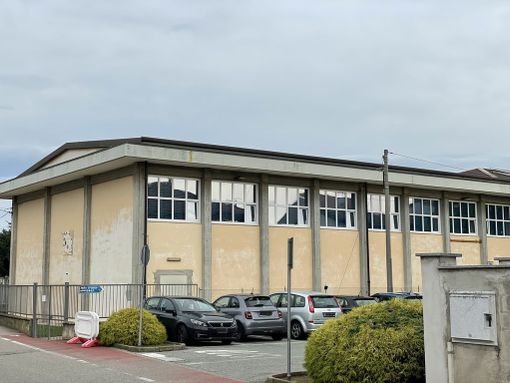 Nuovi serramenti e fotovoltaico: Gattinara investe sulle palestre. Nuovi serramenti e fotovoltaico: Gattinara investe sulle palestre.
