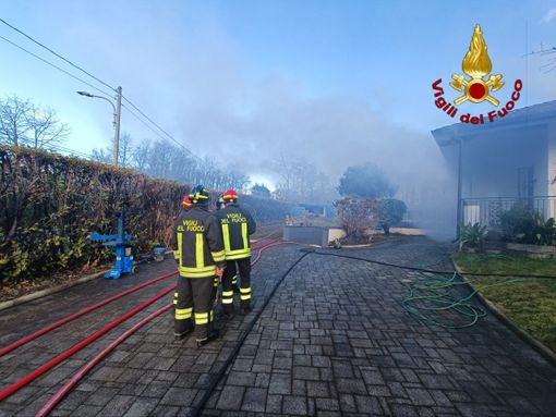 Incendio scantinato ad Agrate Conturbia Incendio scantinato ad Agrate Conturbia