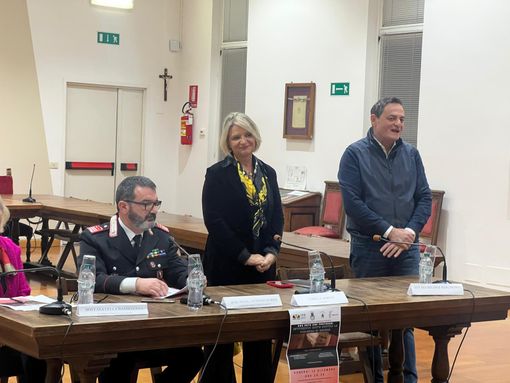 Una rete che protegge: a Borgosesia un fronte comune contro la violenza di genere