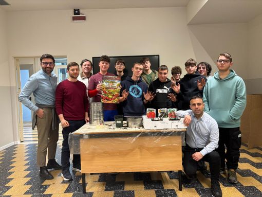 Romagnano Sesia, al “Bonfantini” ripartono i laboratori del progetto “Mente sana in orto sano” Romagnano Sesia, al “Bonfantini” ripartono i laboratori del progetto “Mente sana in orto sano”