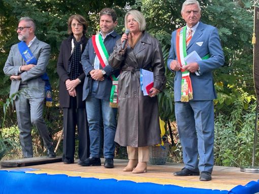Inaugurata la pista ciclopedonale “Ellen Nathan Loro Piana” a Roccapietra
