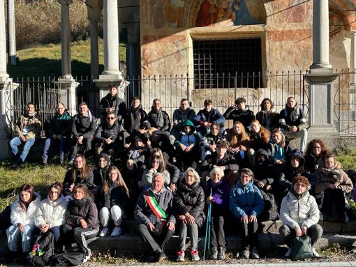 I ragazzi dell’Istituto Dalla Chiesa in visita a Varallo, per un tour del Sacro Monte. I ragazzi dell’Istituto Dalla Chiesa in visita a Varallo, per un tour del Sacro Monte.