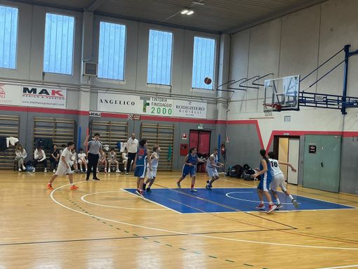 U14 Valsesia Basket lotta ma cade nel finale a Biella U14 Valsesia Basket lotta ma cade nel finale a Biella