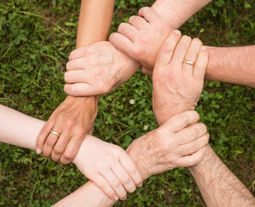 15 maggio è la Giornata della Famiglia: sono il cardine della società 15 maggio è la Giornata della Famiglia: sono il cardine della società