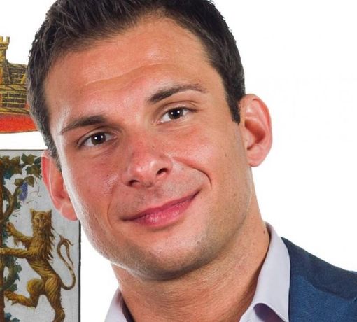 "Un grazie ai volontari che hanno lavorato per contrastare il grande incendio" "Un grazie ai volontari che hanno lavorato per contrastare il grande incendio"