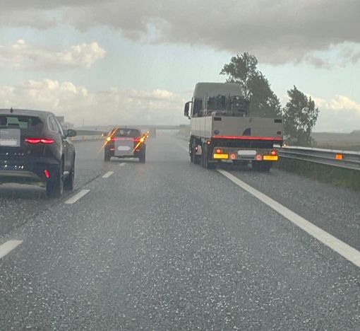 Grandine lungo il tratto autostradale di Vercelli VIDEO e foto Giuliana Mosca