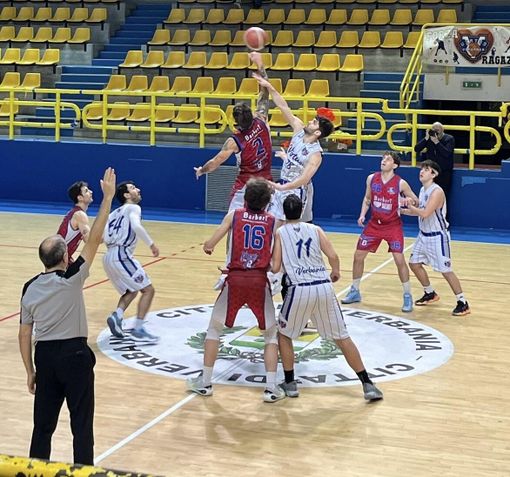 Valsesia Basket corsara a Montecatini: gli Eagles dominano i Leoni Valsesia Basket corsara a Montecatini: gli Eagles dominano i Leoni