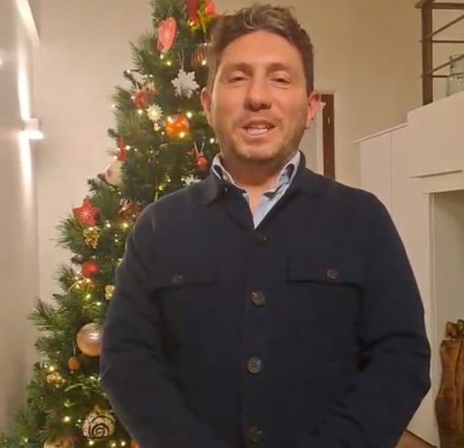 Gli auguri del sindaco di Quarona Francesco Pietrasanta: “Un 2025 di battaglie vinte”