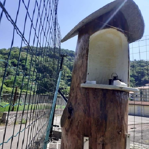 Portula, dopo il furto di giugno donata Madonnina alla comunità disabili: bel gesto di Alpini e Pro Loco