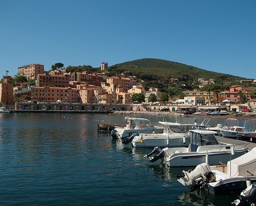 Traghetti e Navi per l'Isola d'Elba