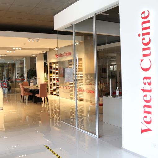 Da Veneta Cucine di Gaglianico Biella tante novità, ecco la nuova tecnologia antibatterica FOTO