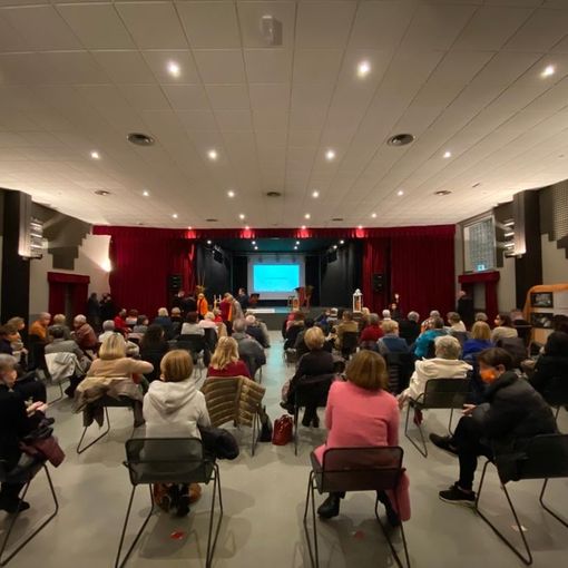 Quarona, grande partecipazione alla serata celebrativa del 25 novembre