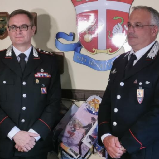 Da sin: il colonnello Carrararo e il comandate provinciale dell'Arma Ronchey