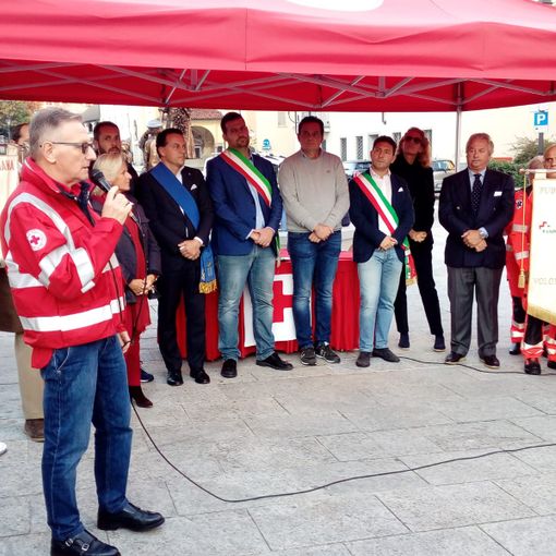 Borgosesia: 2 mezzi per la Croce Rossa da Loro Piana e Fondazione CRT FOTOGALLERY