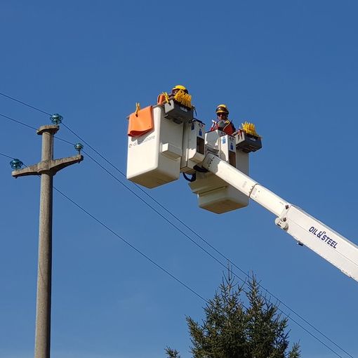 Lavori alla rete elettrica senza disalimentare la clientela