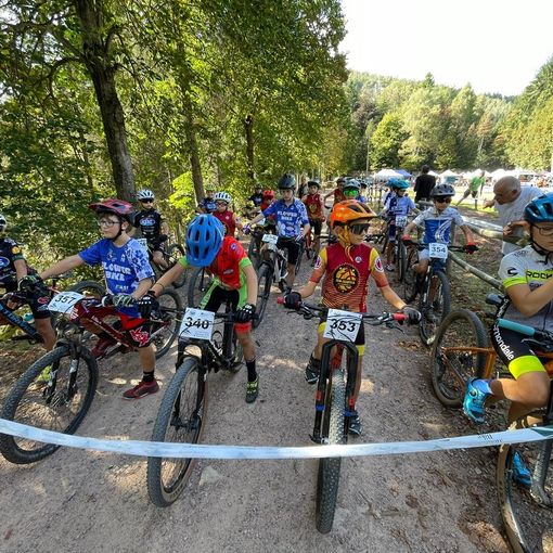 Scuola MTB Oasi Zegna: “Hai meno di 6 anni e non sai ancora pedalare? Per te GRATIS la tua prima bici con il nuovo corso!” FOTO