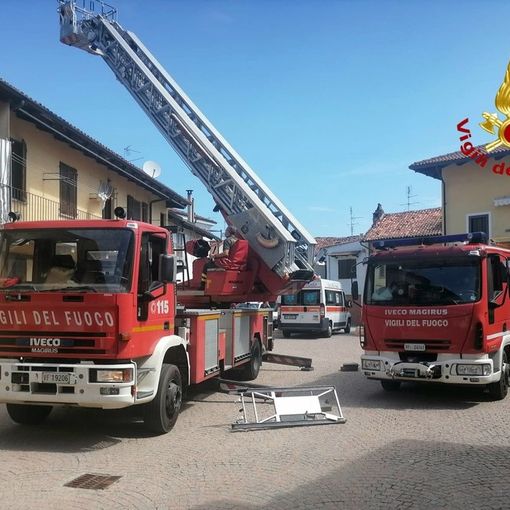 Malore in casa, intervengono i Vigili del Fuoco.