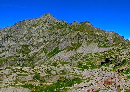 Tragedia sul monte Mars: escursionista si accascia e muore escursionista di Serravalle