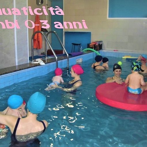Vigliano: In partenza i corsi di Acquaticità e Nuoto Bimbi alla Piscina Palestra ‘Armonia in Equilibrio’ ASD