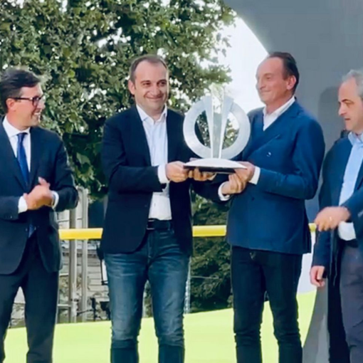 Presidente Cirio e Sindaco Lo Russo a Parigi per il passaggio di testimone del Tour de France