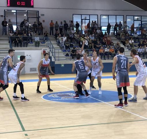 Valsesia Basket si arrende sul finale all'Olimpo Basket Alba