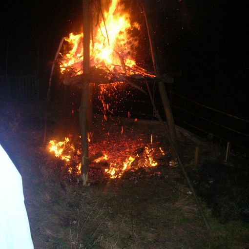 Valsesia magica e misteriosa: La festa del fuoco sul “Sas dan ciupamin” di Ara di Grignasco