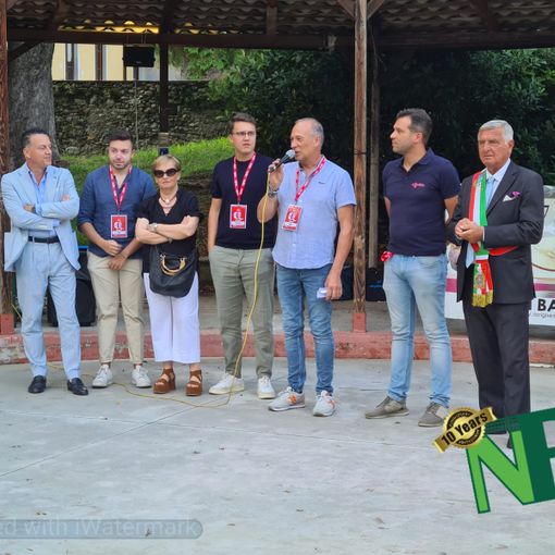 L'Alpàa 2023 si presenta, bagno di folla a Varallo: al via 10 giorni di concerti (foto e video di Mauro Benedetti e Catia Ciccarelli)