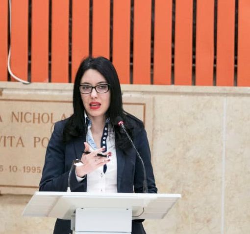 Coronavirus, Azzolina: “Alimentare false notizie su chiusura scuole è da irresponsabili. Ascoltare solo fonti ufficiali”