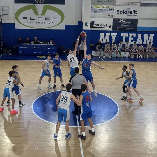 Barberi Valsesia Basket Academy inarrestabili: 45 – 84 contro College Basketball - Foto di Cristina Gasparro e Paolo Gabella.