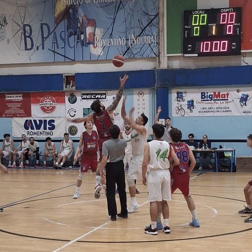 La vittoria fugge all'overtime a Barberi Valsesia Basket
