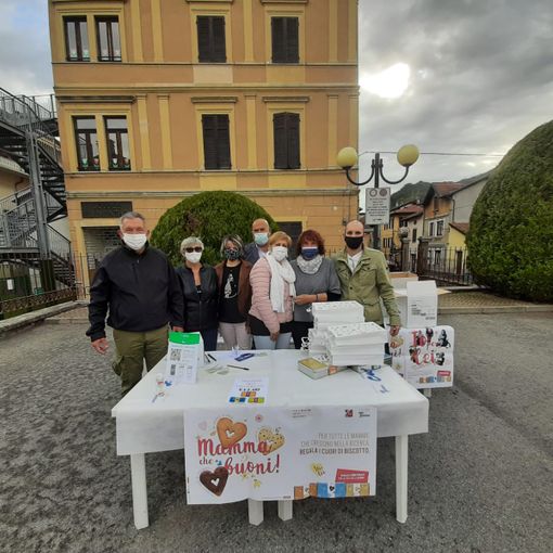 Ailoche e Creavacuore uniti per Telethon, esauriti i Cuori di Biscotto