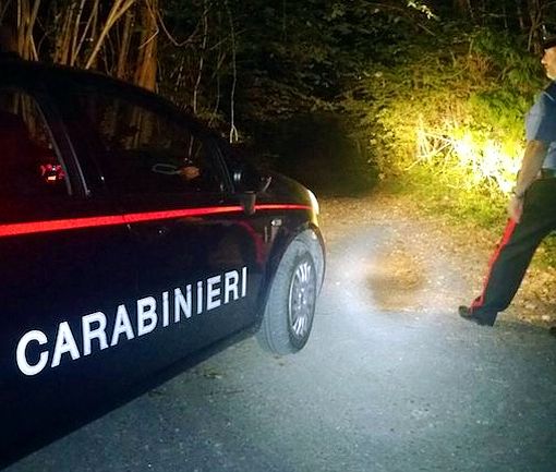 Pray, 75enne perde il controllo dell'auto e si schianta:  illeso (foto di repertorio)